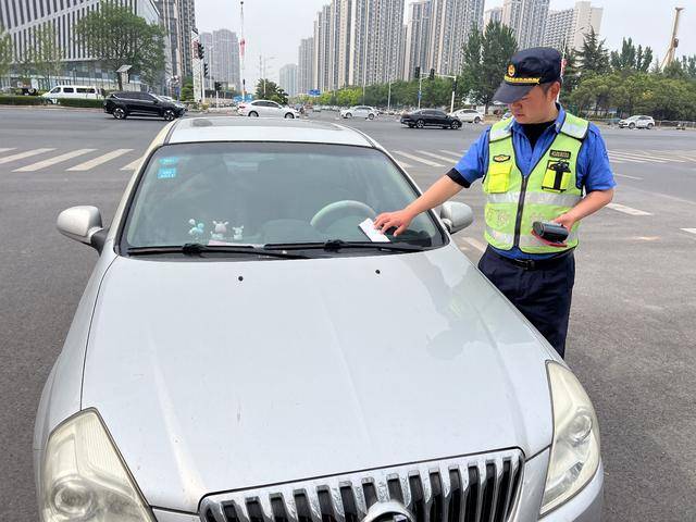 还路于民 郑州高新区积极开展静态交通治理行动