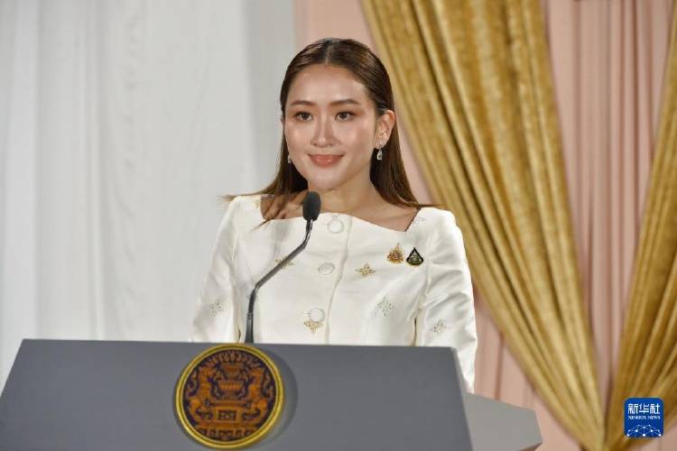 与洪森通话录音曝光，面临罢免的泰国总理佩通坦何去何从？