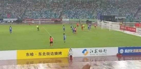 中国足球最“穷”赞助商：我没有滔天的背景，借了5000块钱才过的年