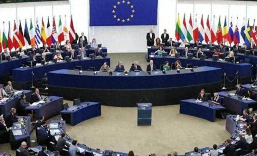 拿到2582吨稀土后，欧盟态度说变就变！制裁令发往中国，12家中企面临艰难考验