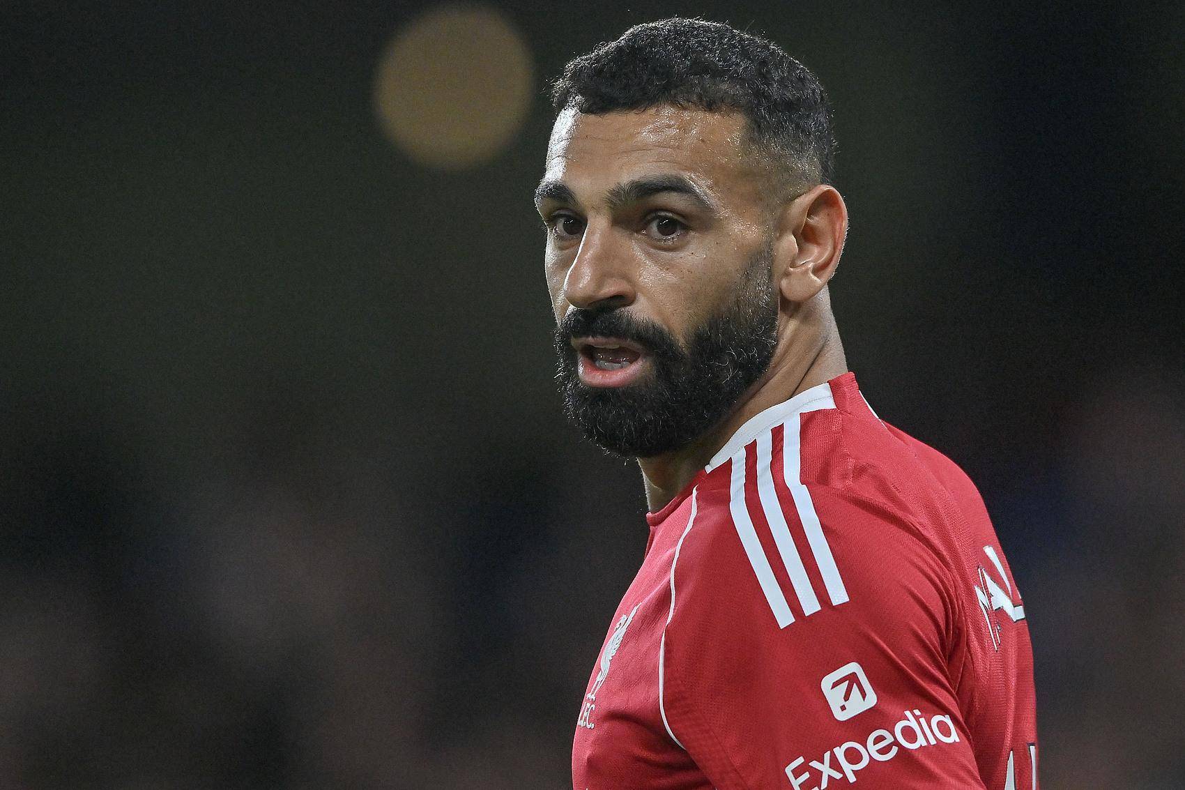 利物浦被切尔西绝杀后跌下榜首，队魂萨拉赫变成短板丨记者观察