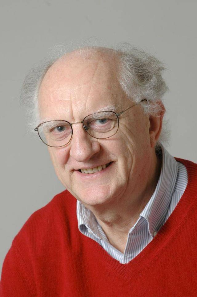 超导量子计算拿下物理学奖，日本人和华人科学家错失，诺贝尔奖的风向转了吗？